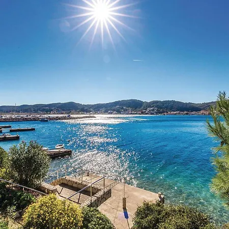 Casa vacanze In With Wifi Supetarska Draga