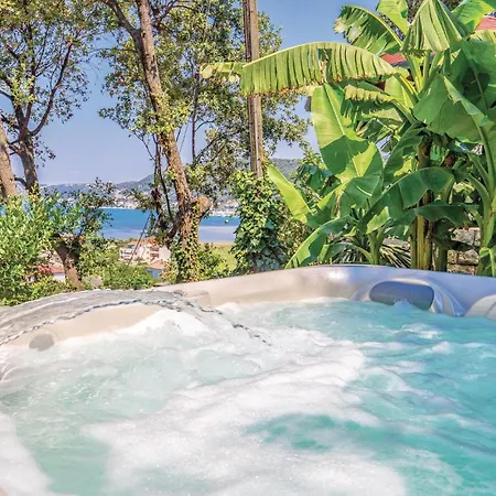 Beautiful In With Jacuzzi