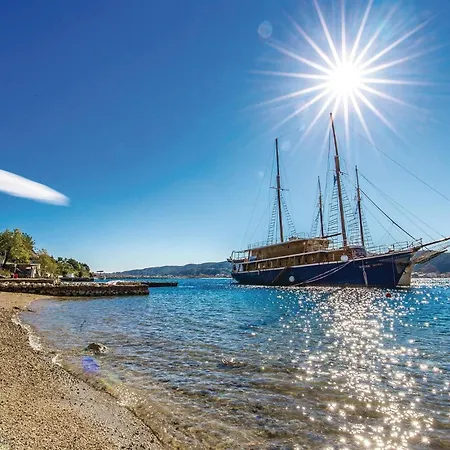 Cozy In With Wifi Casa vacanze Supetarska Draga