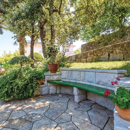 Vakantiehuis Beautiful In With Jacuzzi Supetarska Draga